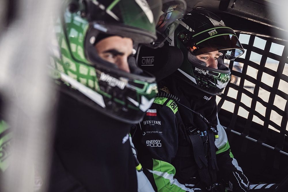 Eryk Goczał, Oriol Mena