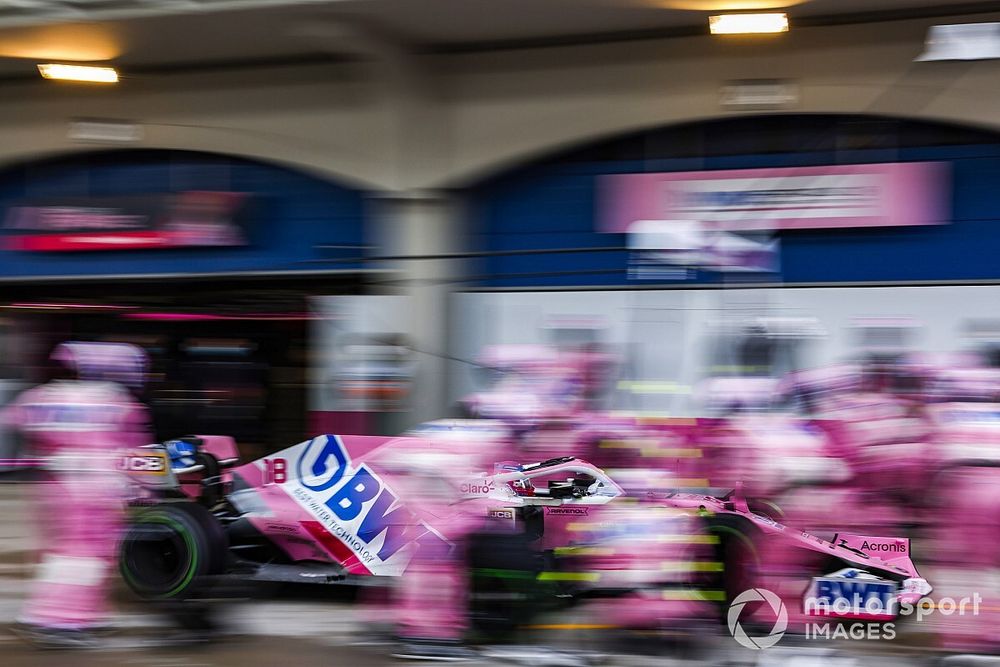 Lance Stroll, Racing Point RP20, in the pits