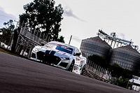 GT Sprint Race: Debes 'encosta' no l&iacute;der Lester na classe AM ap&oacute;s Cascavel
