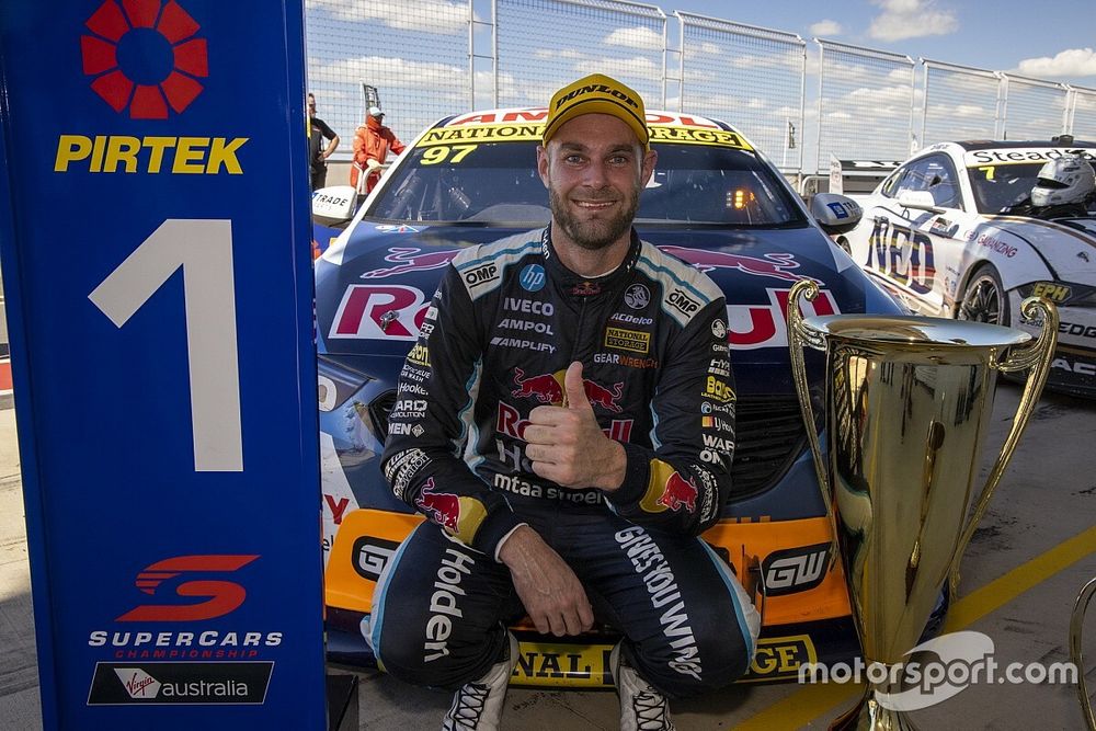 Race winner Shane van Gisbergen, Triple Eight Race Engineering Holden