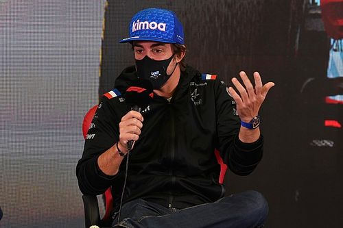 Alonso: Ferrari puede ser un referente en la F1 2022