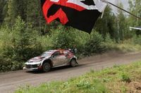WRC Finlandia: Rovanpera se acerca a la victoria y Ogier le persigue