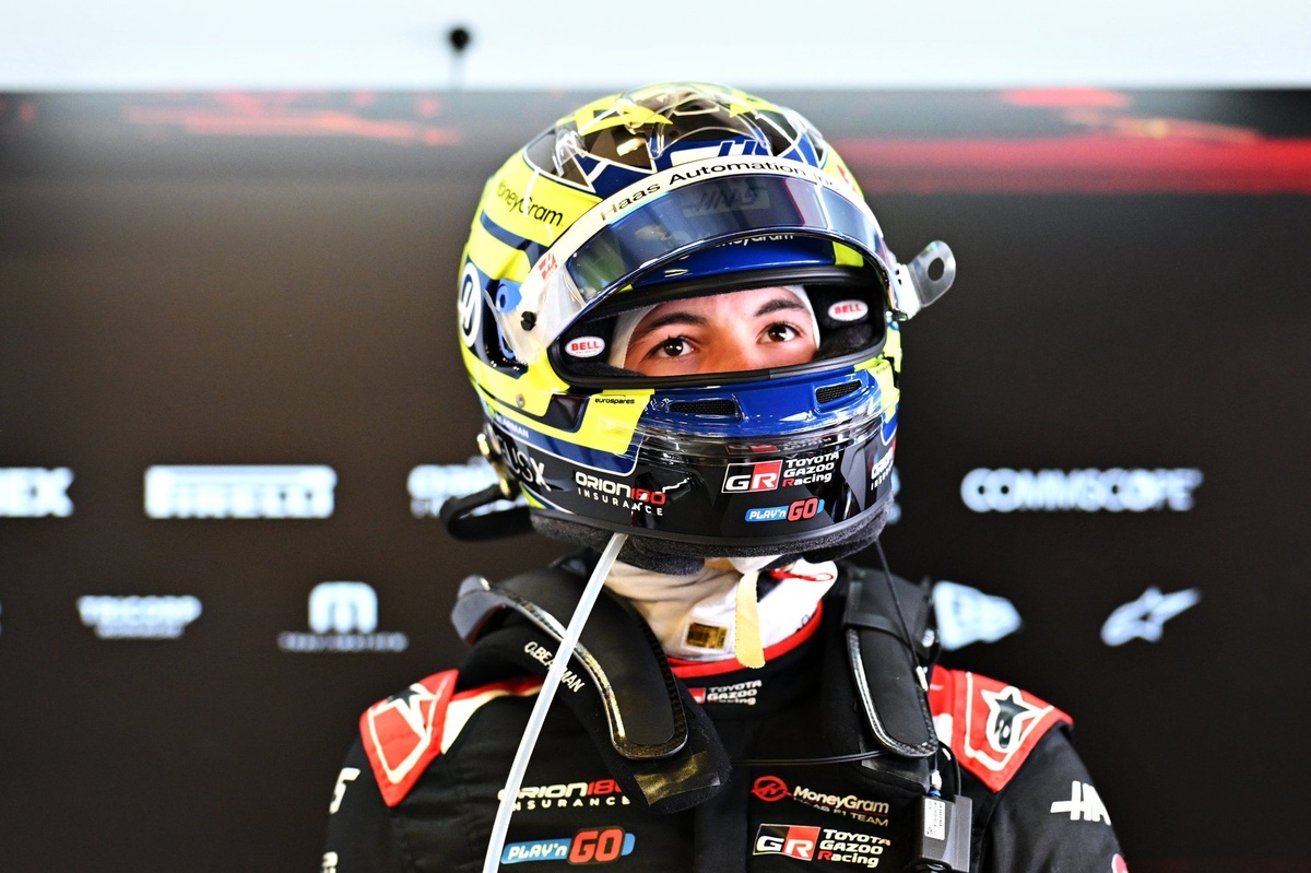 Buy Bell 1:2 Scale F1 Mini Helmet Oliver Bearman / Haas - 2025