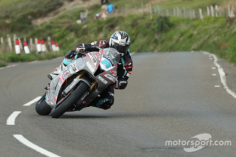 TT 2018, Supersport: Michael Dunlop vince con il nuovo record