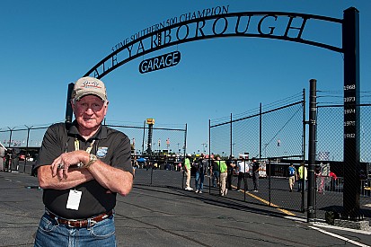 Darlington Raceway dedicates Cup garage to Cale Yarborough