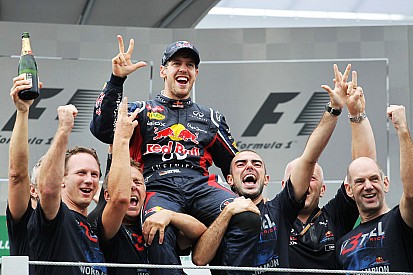 Horner: Vettel, 2012'deki geri dönüşünü tekrarlayabilir