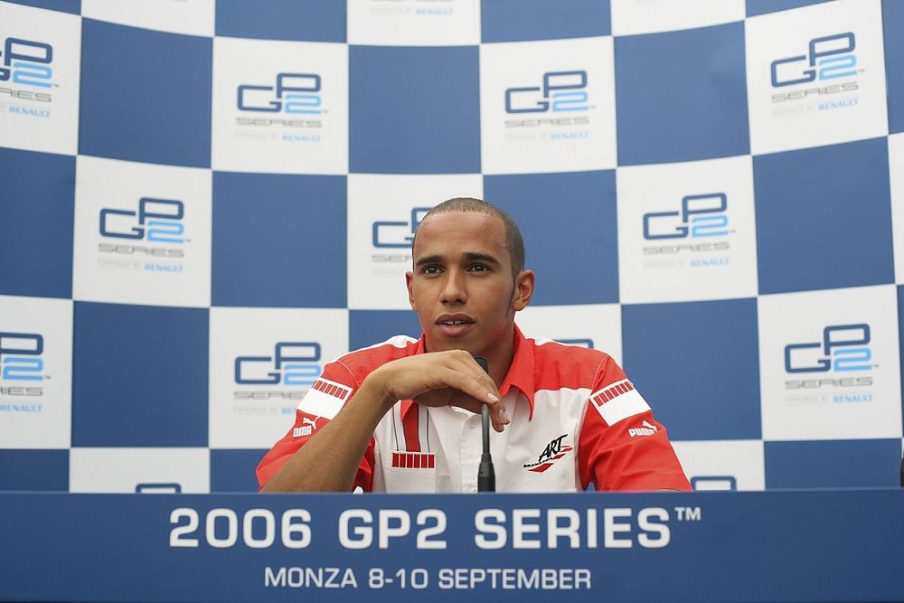 Conferencia de prensa: GP2 Series campe&oacute;n Lewis Hamilton