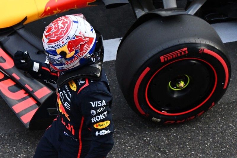 Max Verstappen, Pirelli