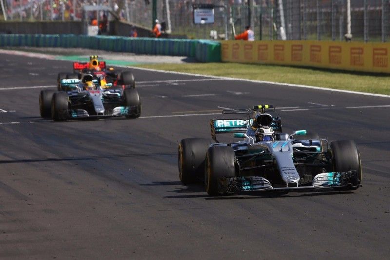 Valtteri Bottas, Lewis Hamilton, Mercedes