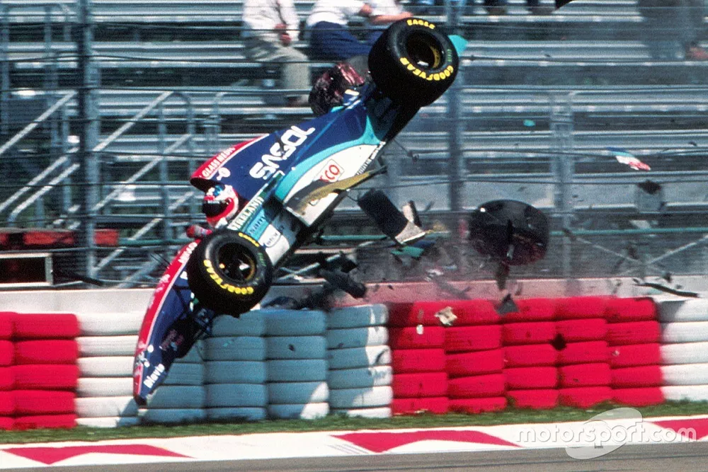 Rubens Barrichello, Jordan : accident sérieux