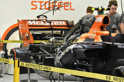 McLaren MCL32 rear detail