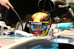 Lewis Hamilton, Mercedes-Benz F1 W08