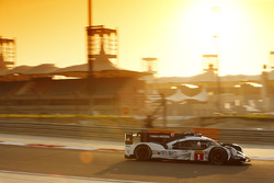 #1 Porsche Team, Porsche 919 Hybrid: Timo Bernhard, Mark Webber, Brendon Hartley