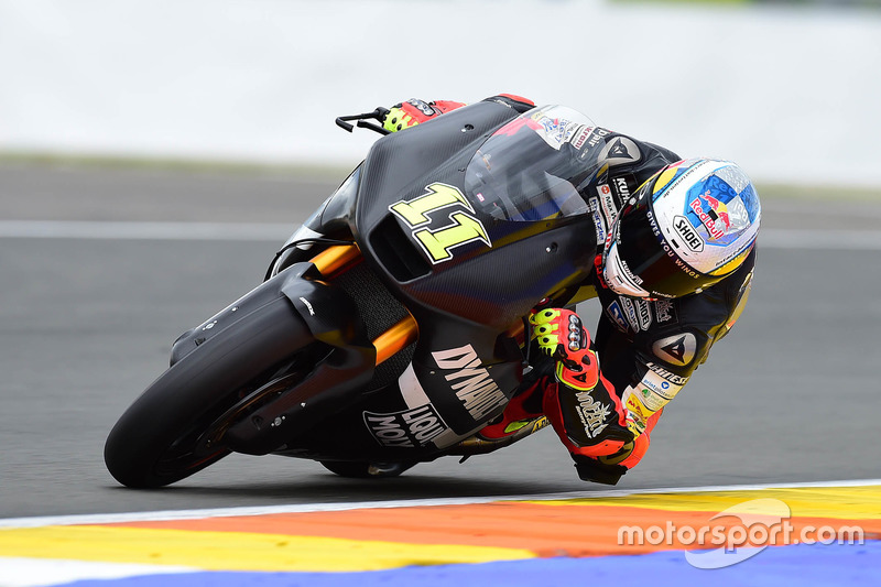Sandro Cortese, Dynavolt Intact GP, Suter