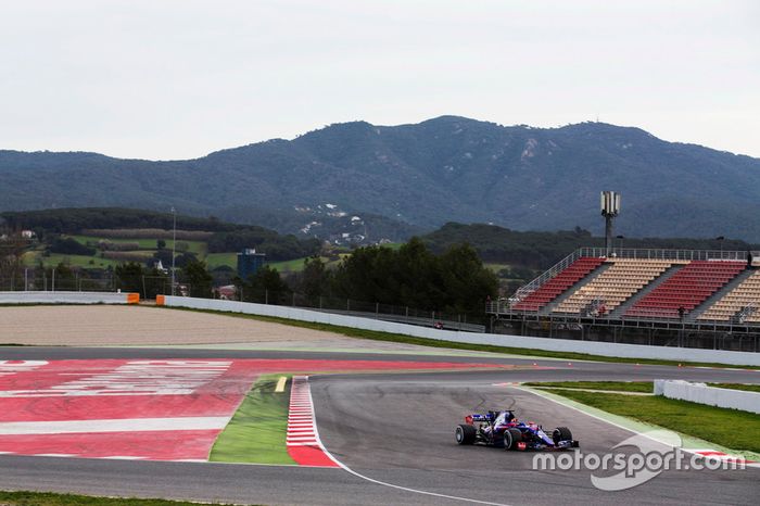 Daniil Kvyat, Toro Rosso STR12