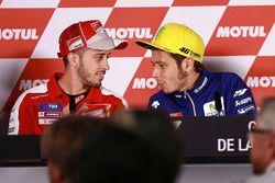 Andrea Dovizioso, Ducati Team, Valentino Rossi, Yamaha Factory Racing