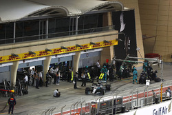 Valtteri Bottas, Mercedes AMG F1 W08, makes a pit stop