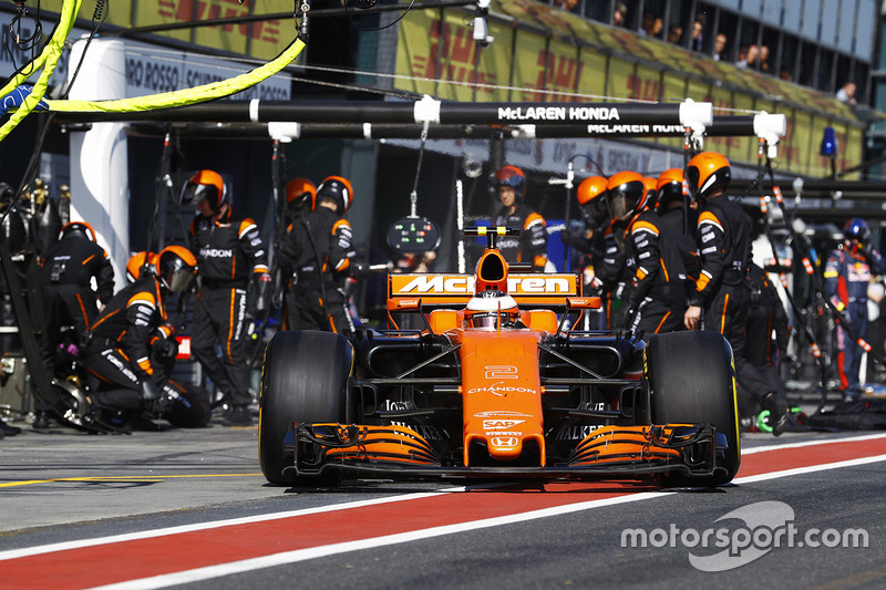 Stoffel Vandoorne, McLaren, MCL32