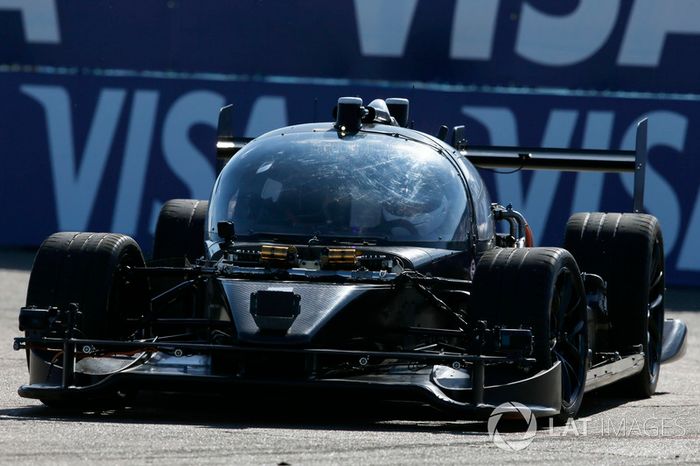Roborace test car en la pista