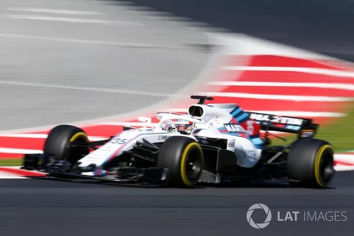 16º Sergey Sirotkin, Williams FW41: 1:19.189 (Blandos)