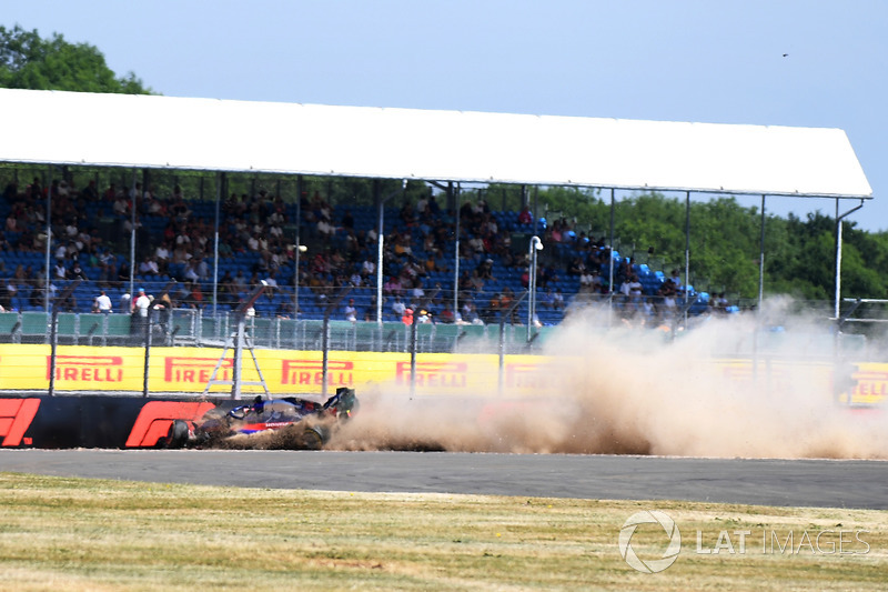 Авария: Брендон Хартли, Scuderia Toro Rosso STR13