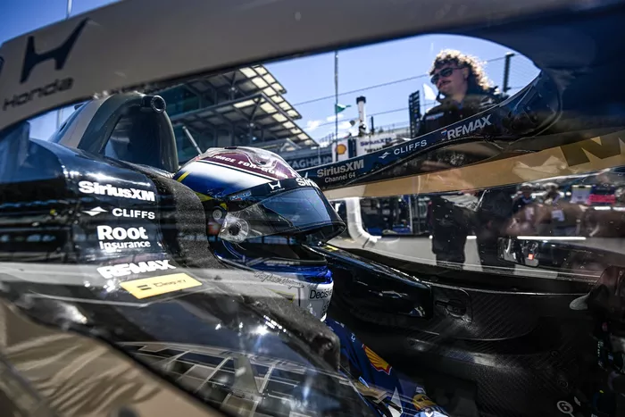  Felix Rosenqvist, Meyer Shank Racing w/ Curb Agajanian Honda