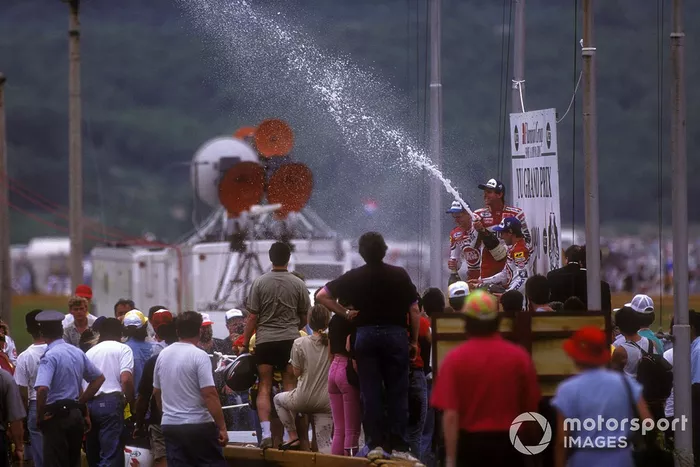 Kevin Schwantz, Wayne Rainey y Niall MacKenzie