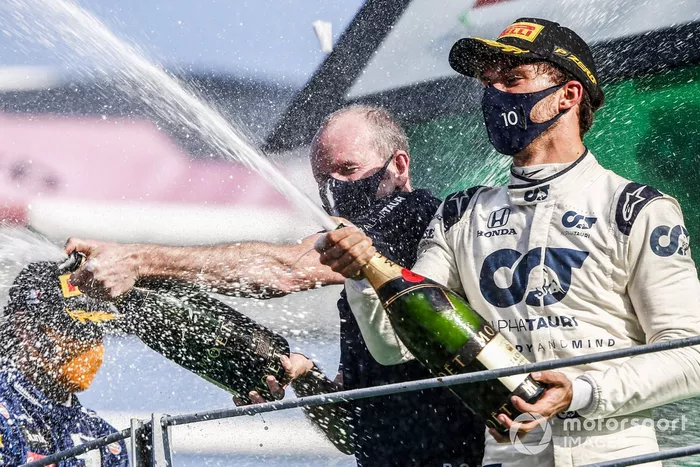 Podio: ganador Pierre Gasly, AlphaTauri