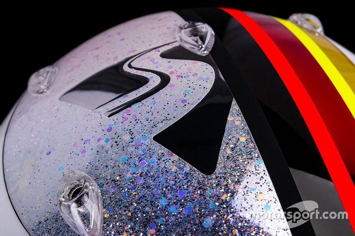 El casco de Sebastian Vettel para el GP de Abu Dhabi
