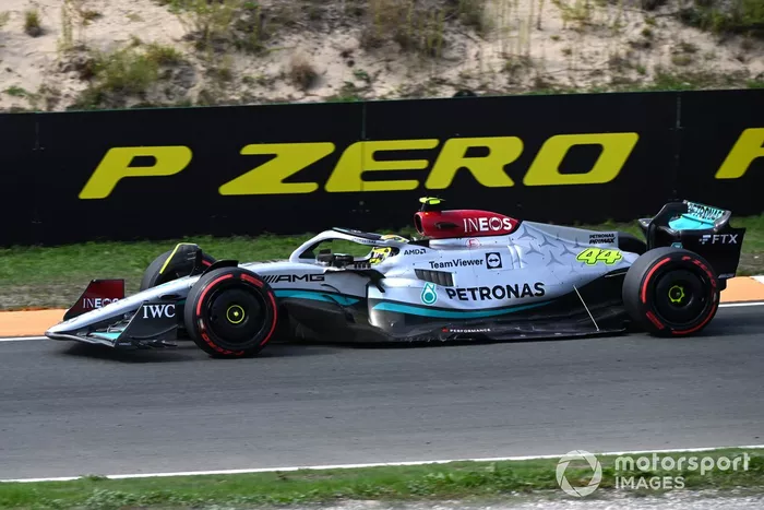 Lewis Hamilton, Mercedes W13