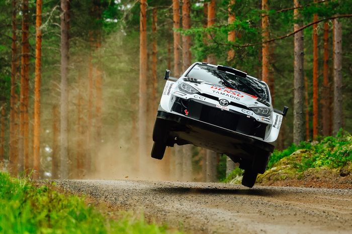 Калле Рованпера, Джонна Хальттунен, Toyota Gazoo Racing Wrt Toyota Gr Yaris Rally1