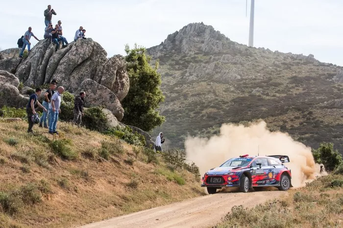 Thierry Neuville, Nicolas Gilsoul, Hyundai Motorsport Hyundai i20 Coupe WRC
