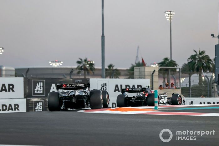 Nico Hulkenberg, Haas VF-23, Kevin Magnussen, Haas VF-23
