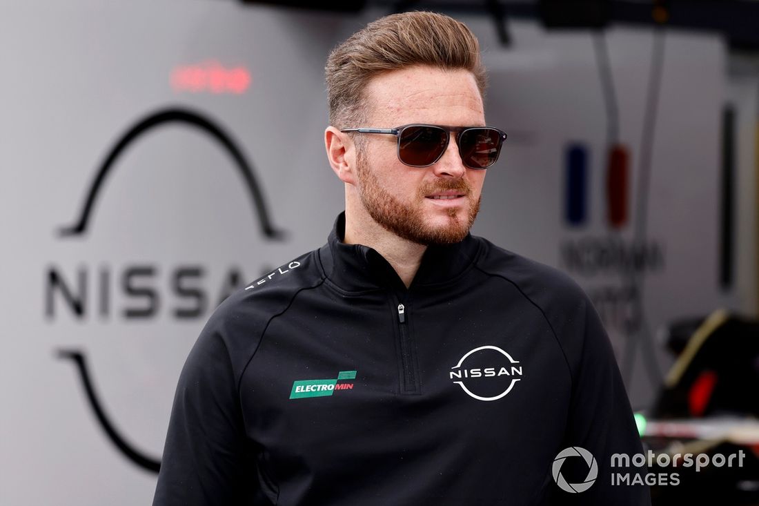 Oliver Rowland, Nissan