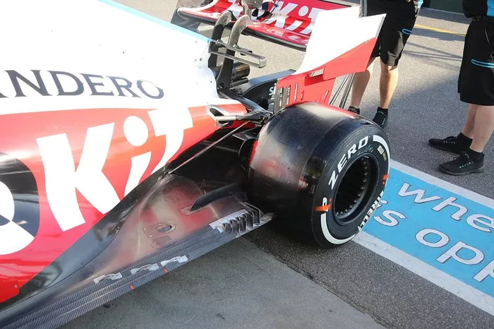 Williams FW43 detalle del piso