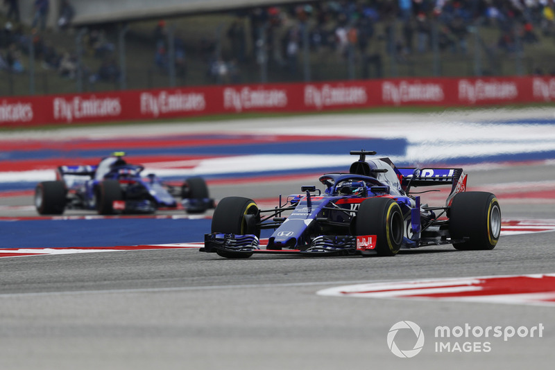Brendon Hartley, Scuderia Toro Rosso STR13 and Pierre Gasly, Scuderia Toro Rosso STR13
