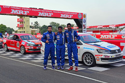 Race winner Keith Desouza (right), second placed Niranjan Todkari (centre) and third placed Karminder Pal Singh (left)