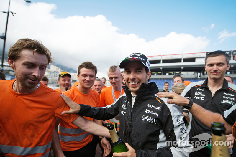 Sergio Pérez, Sahara Force India F1 celebra su tercera posición con el equipo