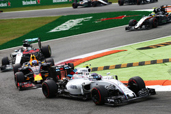 Валттери Боттас, Williams FW38