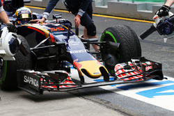 Carlos Sainz Jr., Scuderia Toro Rosso STR11 alerón delantero