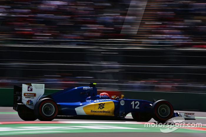 Com estratégia diferente, Felipe Nasr finalizou em 15º.