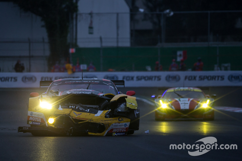 Trouble for the #50 Larbre Competition Corvette C7.R: Ricky Taylor, Yutaka Yamagishi, Pierre Ragues