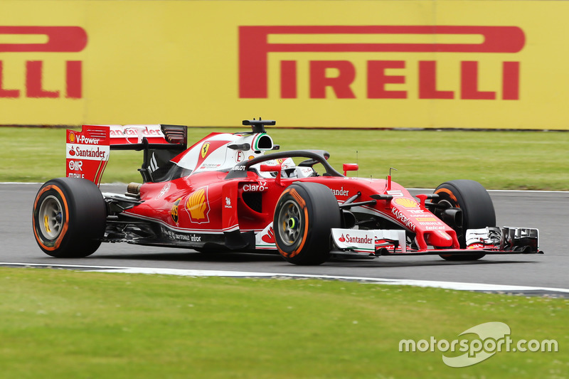 Sebastian Vettel, Ferrari SF16-H running the Halo cockpit cover