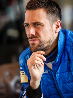 #78 KCMG Porsche 911 RSR: Joel Camathias