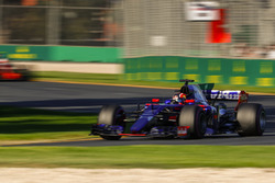 Данііл Квят, Scuderia Toro Rosso STR12