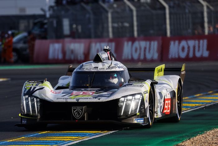 #93 Peugeot Totalenergies Peugeot 9x8: Paul Di Resta, Mikkel Jensen, Jean-Eric Vergne