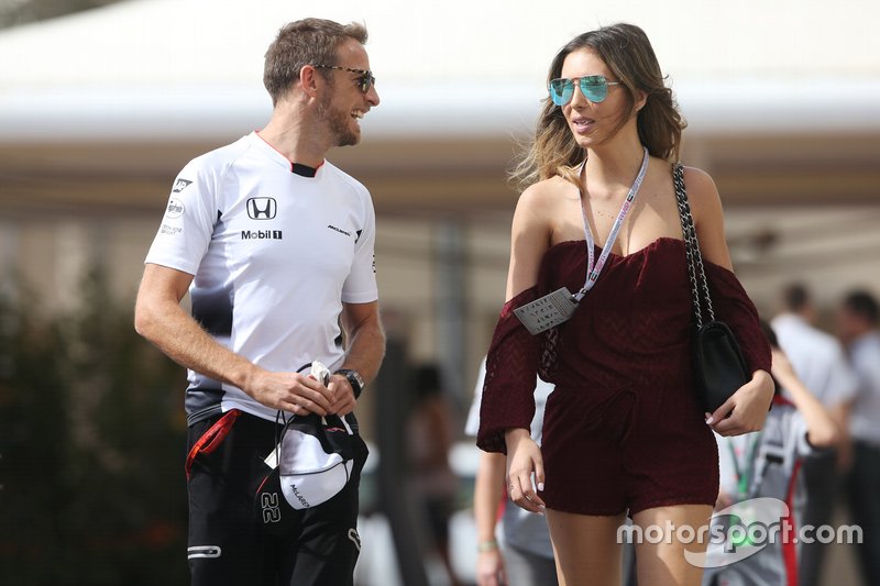 Jenson Button, McLaren, mit Freundin Brittny Ward