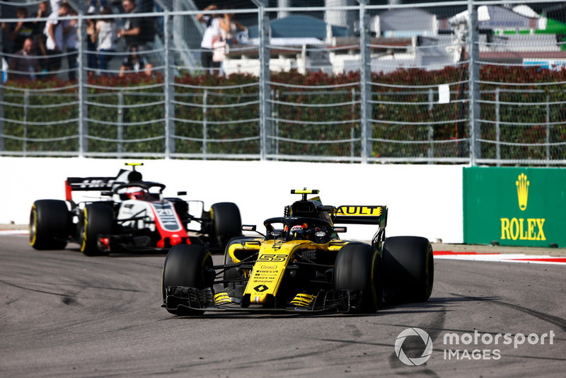 12 місце — Карлос Сайнс, Renault — 45