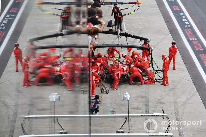 Sebastian Vettel, Ferrari SF71H pit stop