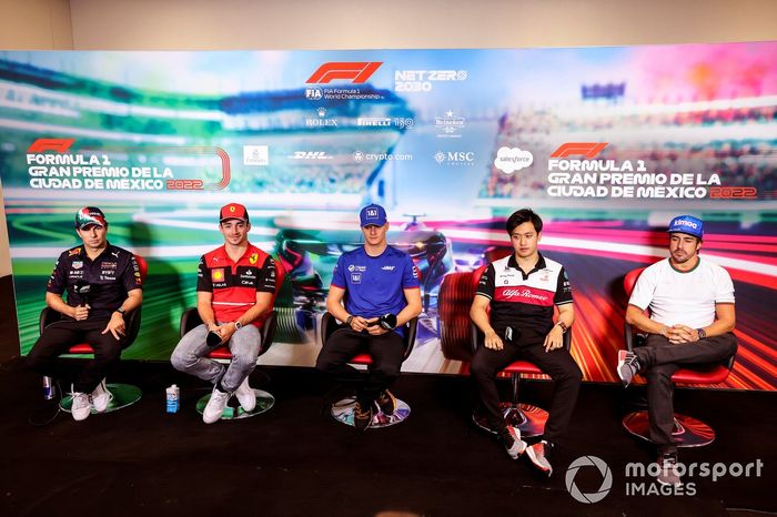 Conferencia de prensa Sergio Pérez, Red Bull Racing Charles Leclerc, Ferrari Mick Schumacher, Haas F1 Team Zhou Guanyu, Alfa Romeo F1 Team Fernando Alonso, Alpine F1 Team 